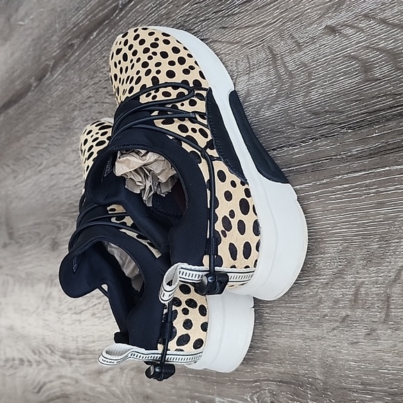 Mark Nason Los Angeles Mayfair Pantera Print Sneaker 7.5 - Picture 3 of 11